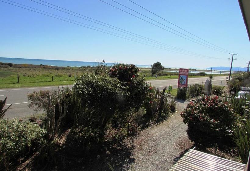 Hostel Birdsong Backpackers 6