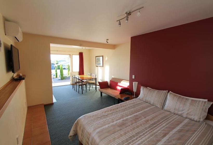 Beachside Villas Motel 5