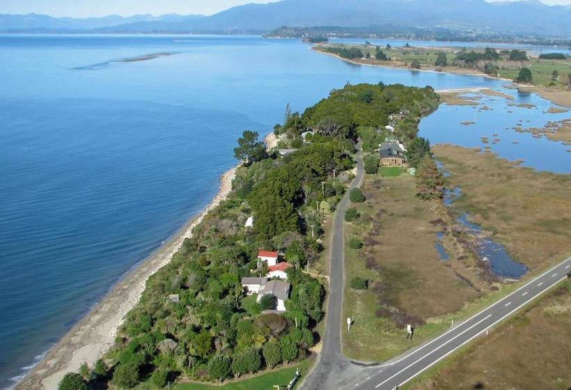 Bed and Breakfast Twin Waters Lodge 2