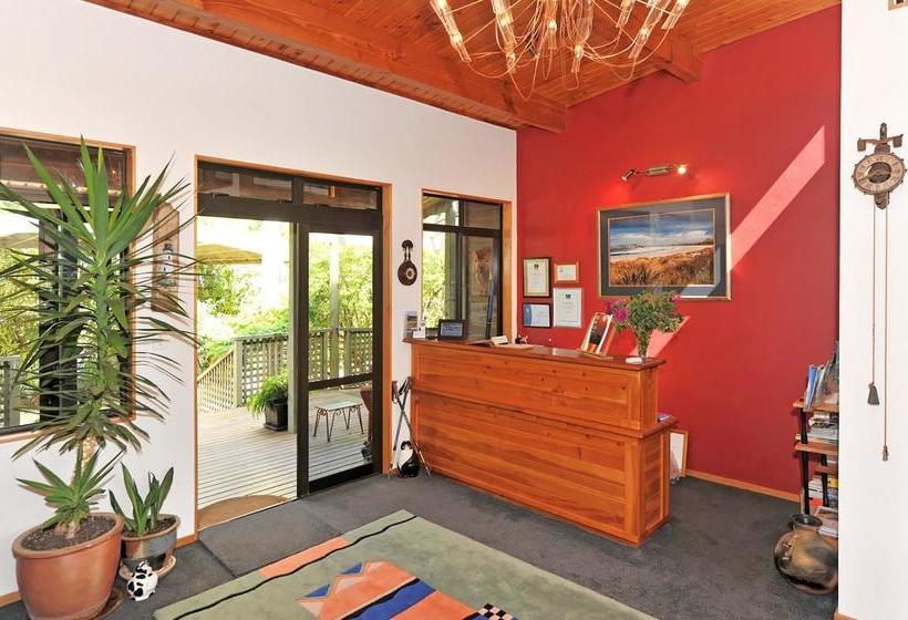 Bed and Breakfast Twin Waters Lodge 5