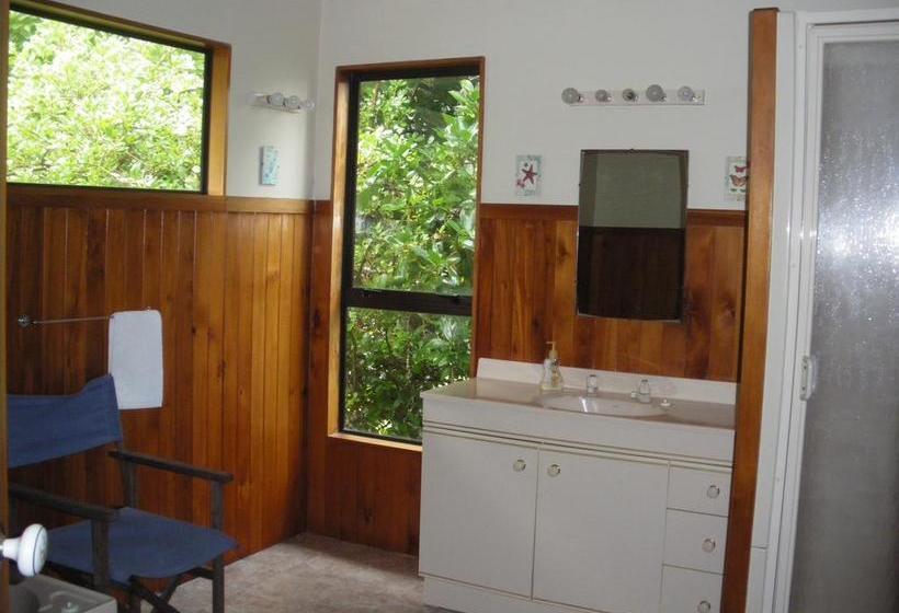 Punakaiki Beachfront Motels 11