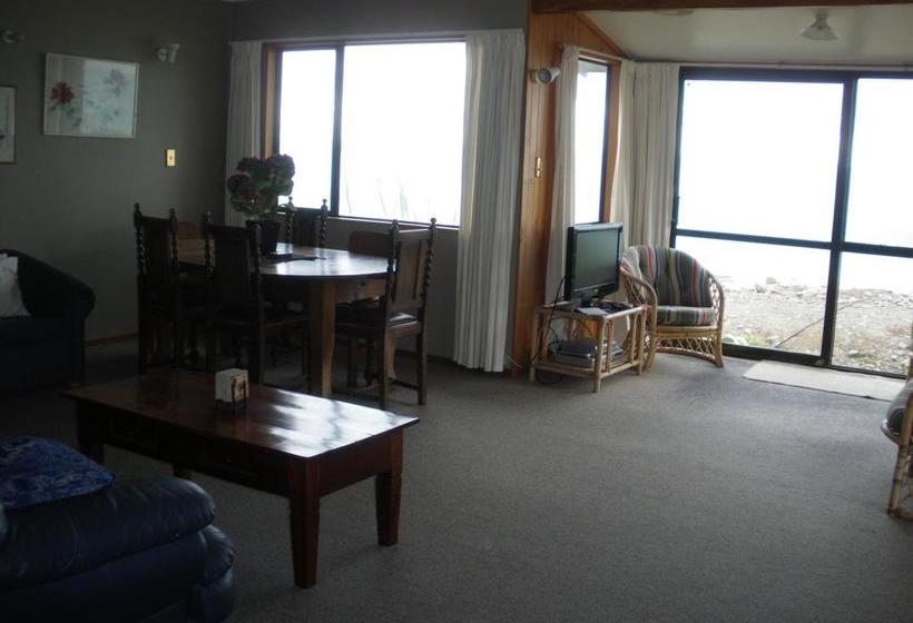 Punakaiki Beachfront Motels 13
