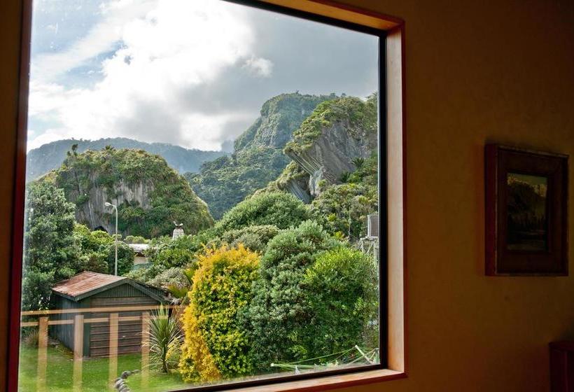 Punakaiki Beachfront Motels 14