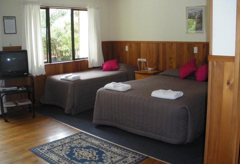 Punakaiki Beachfront Motels 6