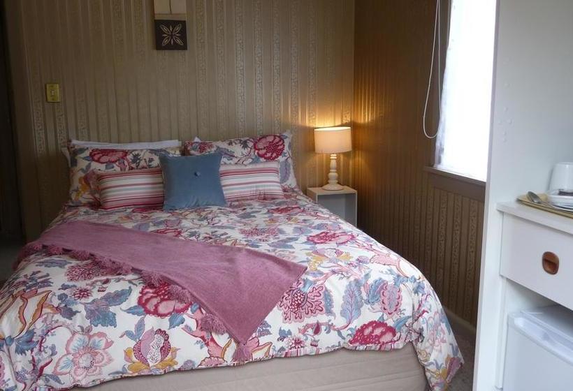 Harrogate Gardens Motel 11