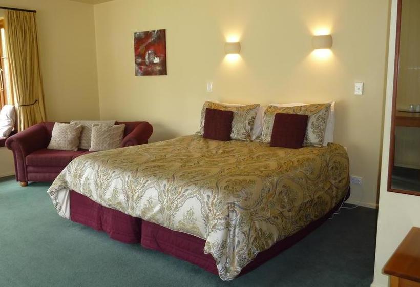 Harrogate Gardens Motel 12
