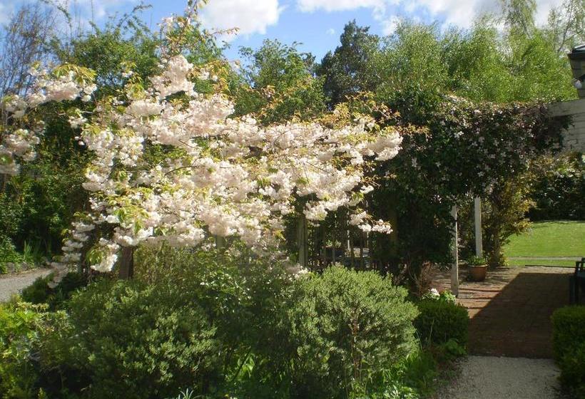 Harrogate Gardens Motel 3