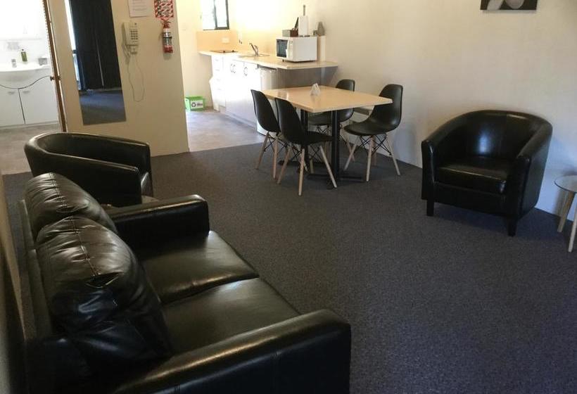 Motel Captains Quarters Motor Inn 12