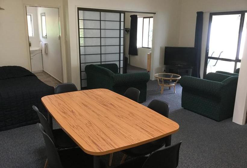 Motel Captains Quarters Motor Inn 19