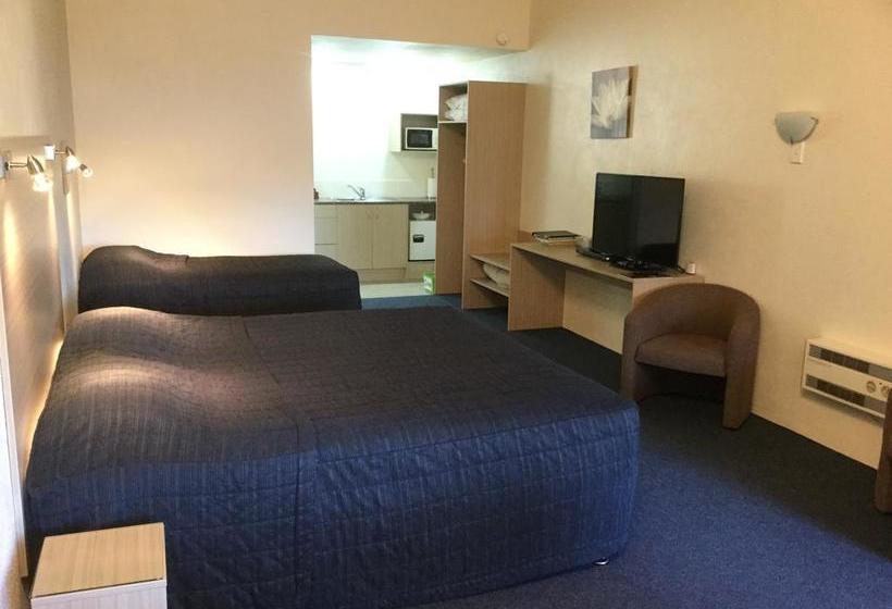 Motel Captains Quarters Motor Inn 2