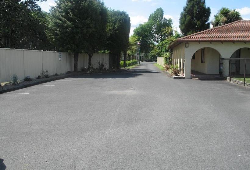 Motel Captains Quarters Motor Inn 7