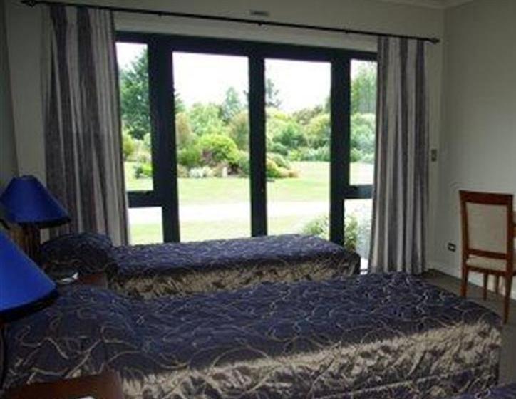 Bed and Breakfast Tui Lodge 4