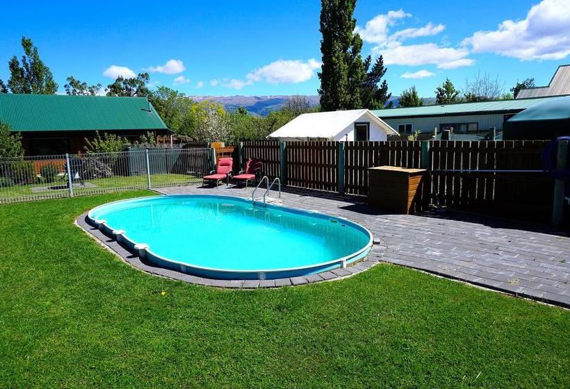 Motel Mirabell Chalets 18