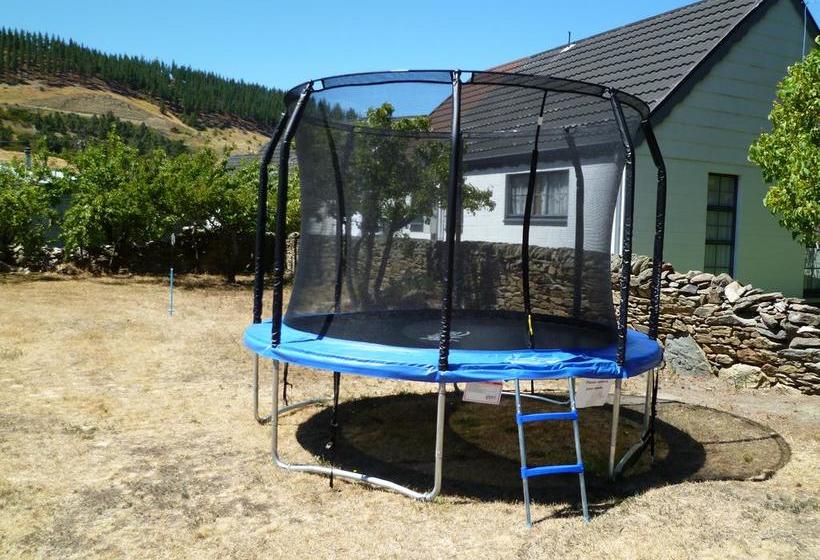 Antique Lodge Motel 10