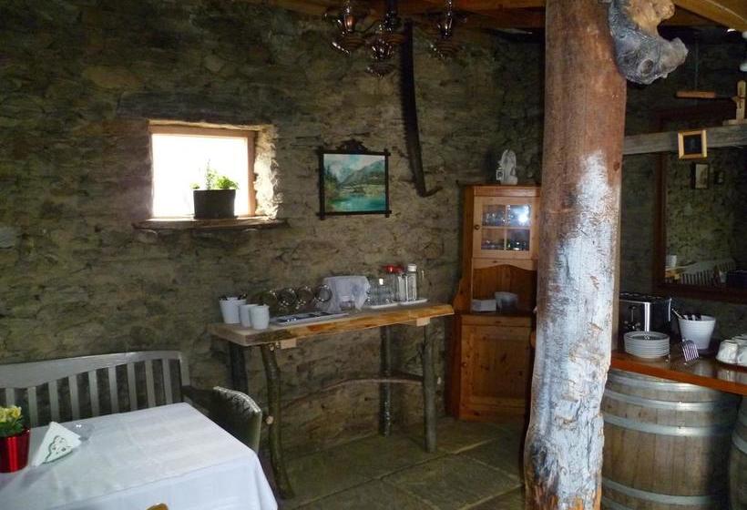 Antique Lodge Motel 6