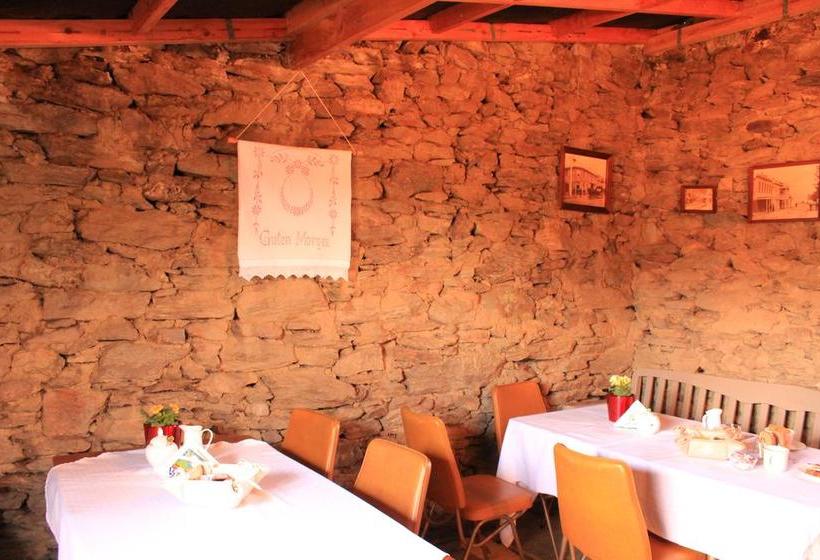 Antique Lodge Motel 7