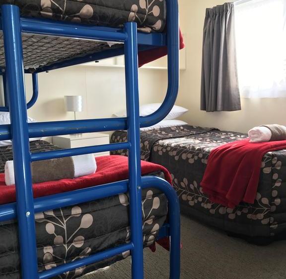 Anderson Park Motel 17