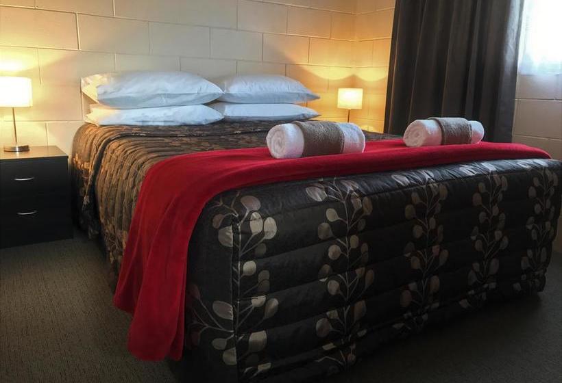 Anderson Park Motel 4