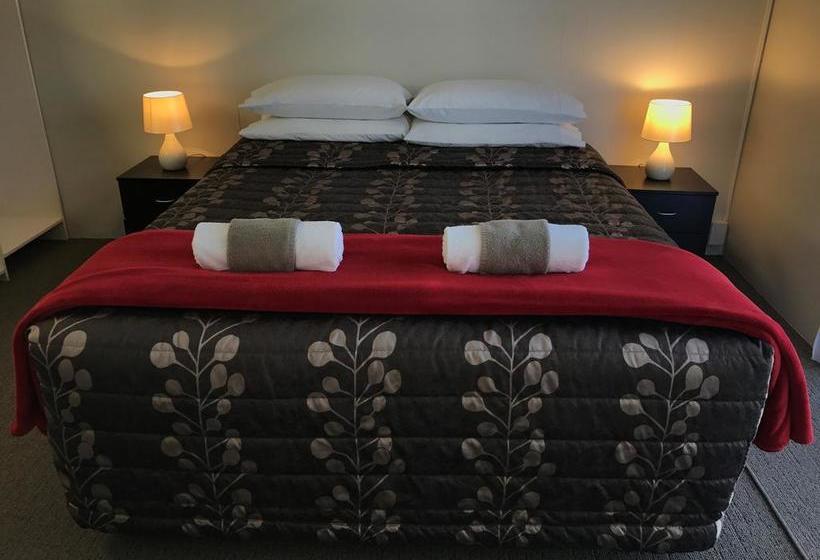 Anderson Park Motel 6