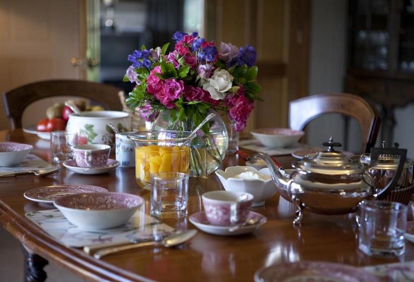 Bed and Breakfast Silver Peaks Lodge 1