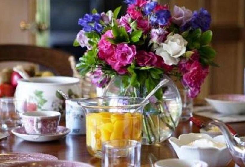 Bed and Breakfast Silver Peaks Lodge 13