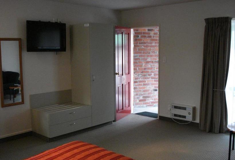 Ashburton S Regency Motel 11