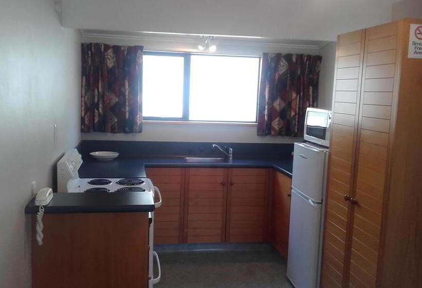 Ashburton S Regency Motel 2