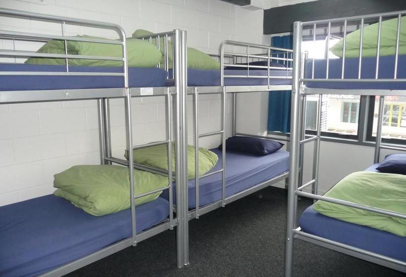 Hostel Mount Backpackers 6