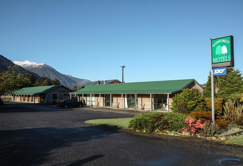 Rainforest Motel 12