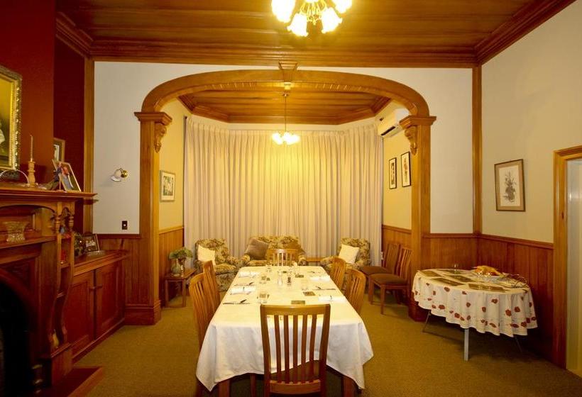 Villa Heights Bed And Breakfast 11