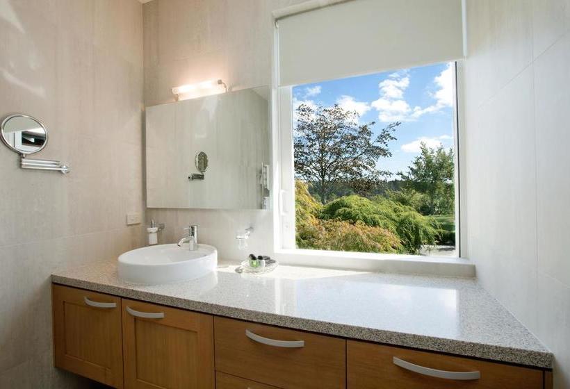 Bed and Breakfast Blackwood House 13