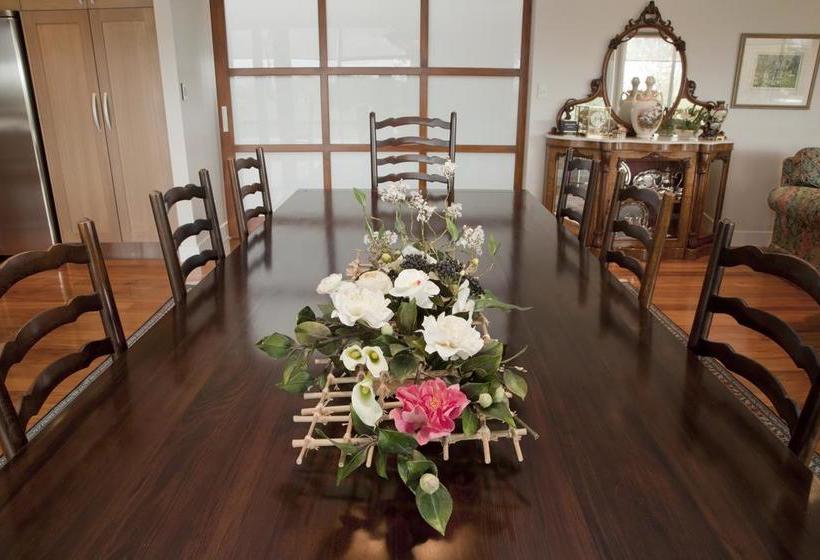 Bed and Breakfast Blackwood House 4