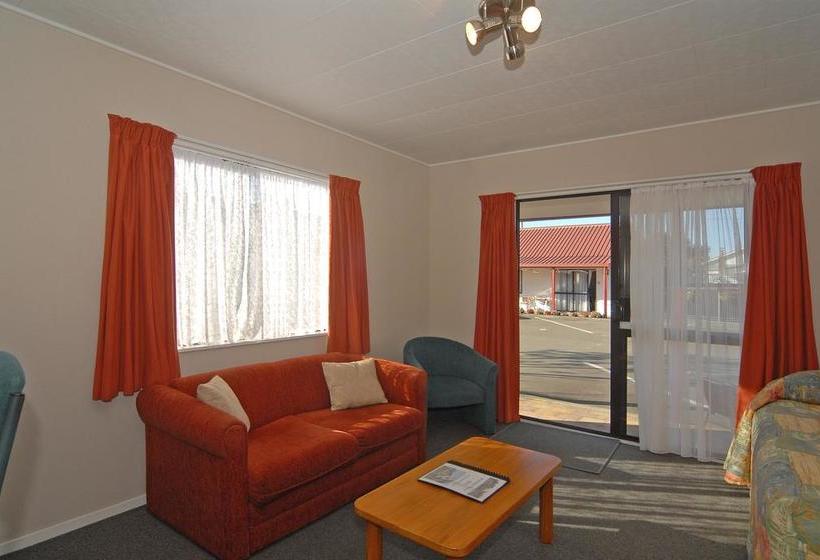 Gloucester House Motel 1