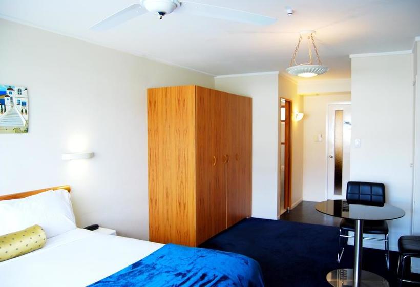 Motel The Tauranga On The Waterfront 2