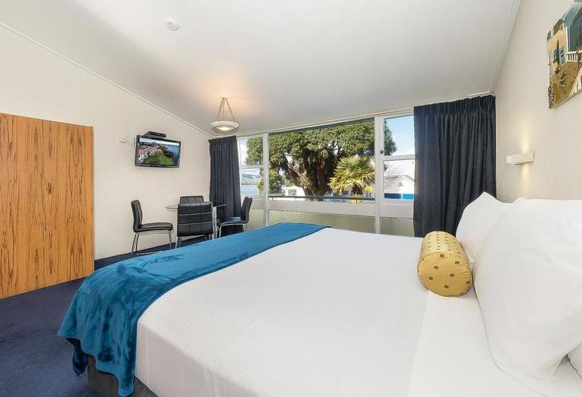Motel The Tauranga On The Waterfront 4