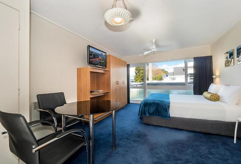 Motel The Tauranga On The Waterfront 5