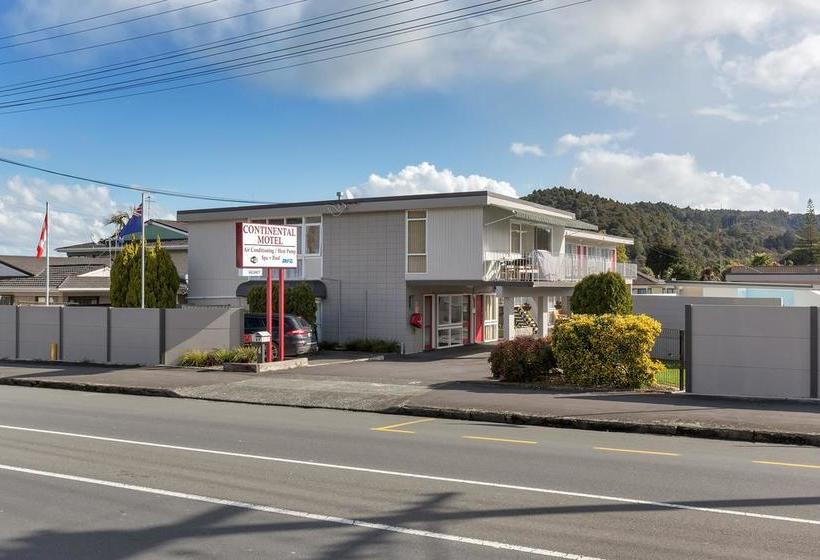 Continental Motel 20