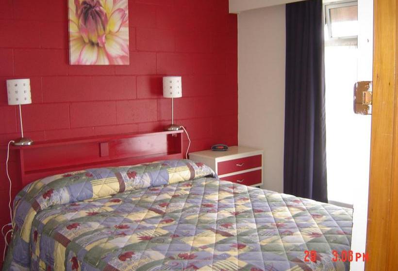 45 On Avenal Motel 6