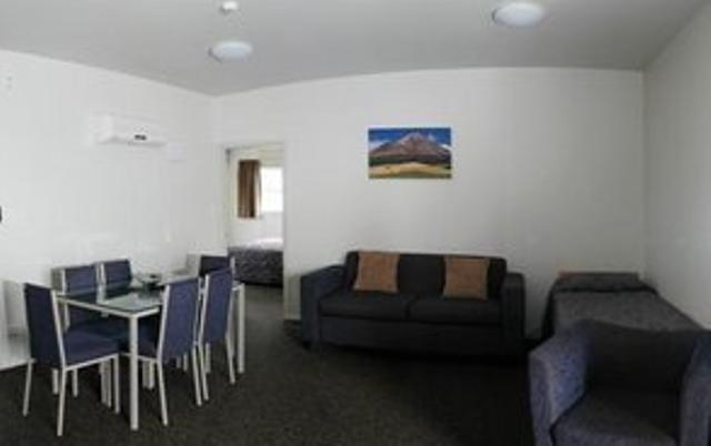 Motel Hawera Central Motor Lodge 9