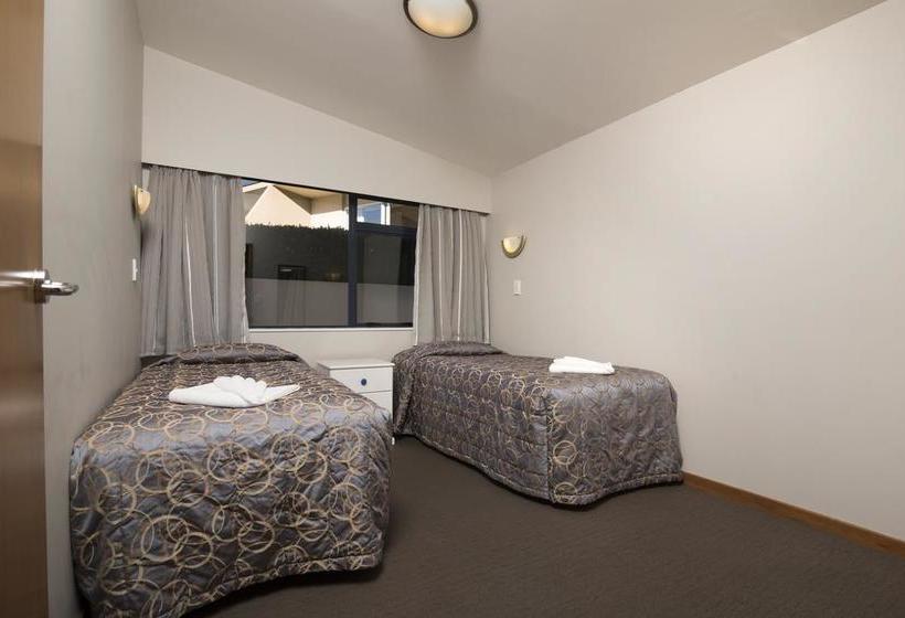 Bay Vista Waterfront Motel 15