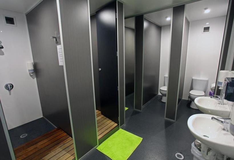 Hostel Absoloot Value Accommodation 15