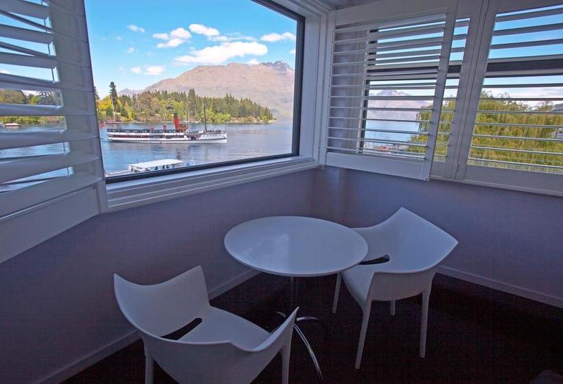 Hostel Absoloot Value Accommodation 17