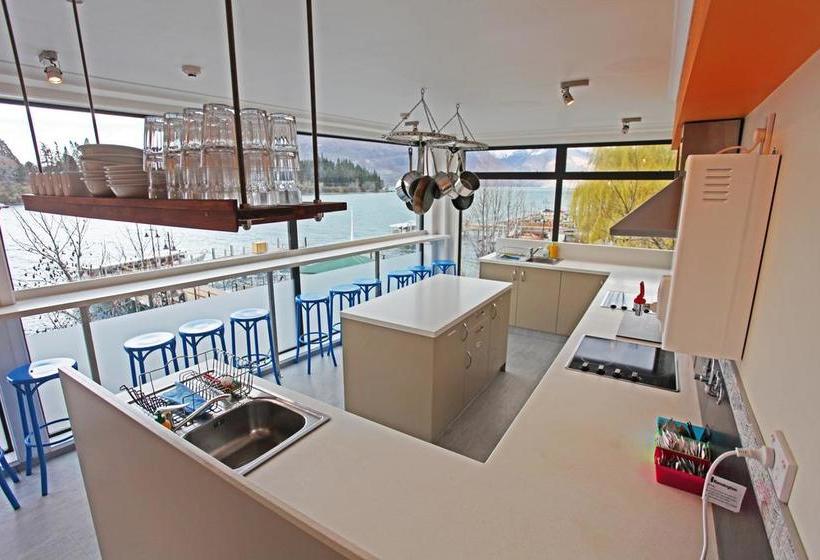 Hostel Absoloot Value Accommodation 7