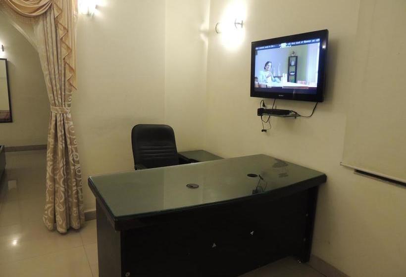 Hotel Ambica Residency 9