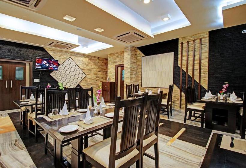 Hotel Nawalgarh Plaza 12