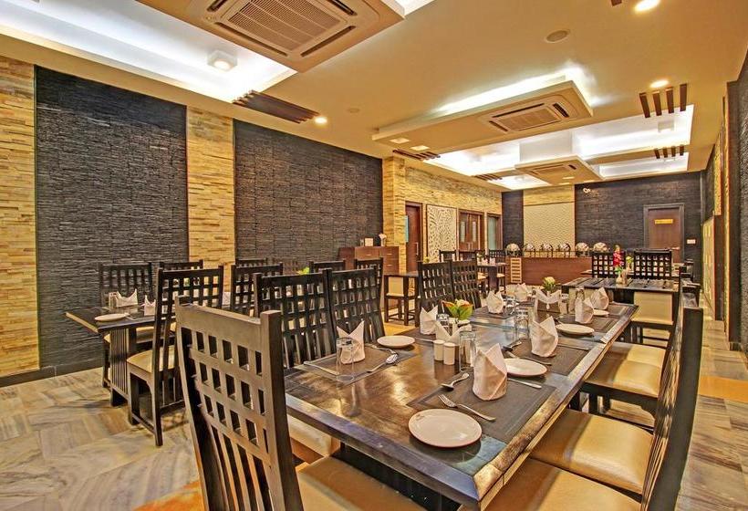 Hotel Nawalgarh Plaza 13