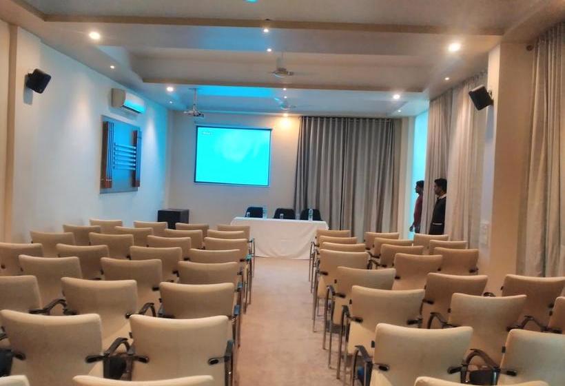 Hotel Nawalgarh Plaza 20