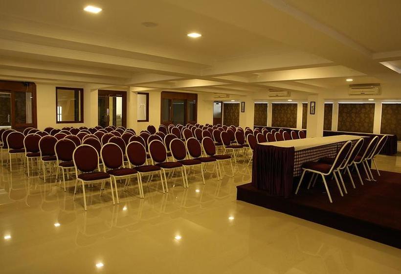 Hotel Iswarya Residency 16