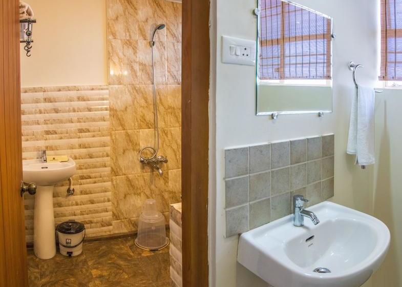 Hotel Iswarya Residency 19