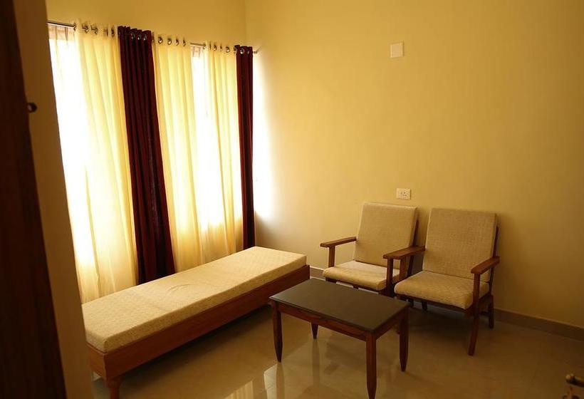 Hotel Iswarya Residency 7